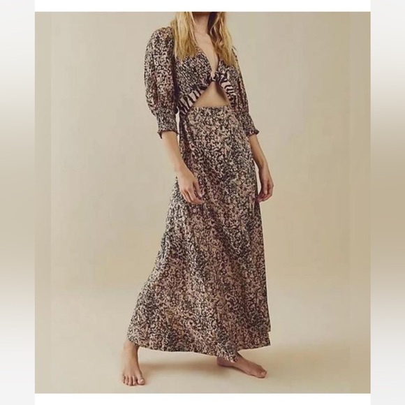 Free People String Of Hearts Printed Maxi Dress. - Picture 1 of 7